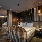 Kohlmayr Superior 4*