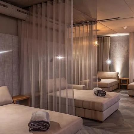 ホテル Kohlmayr Superior 4*