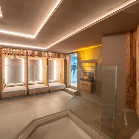 Kohlmayr Superior ホテル 4*