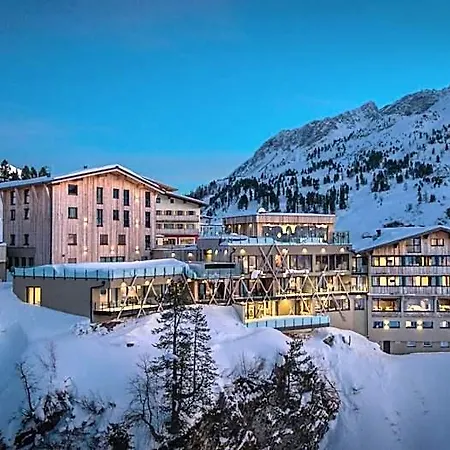Hotell Kohlmayr Superior 4*