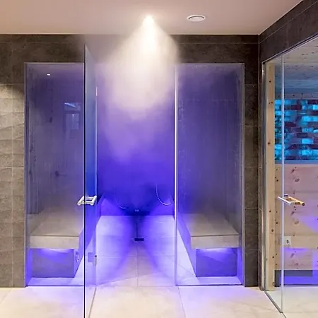 Kohlmayr Superior 4*